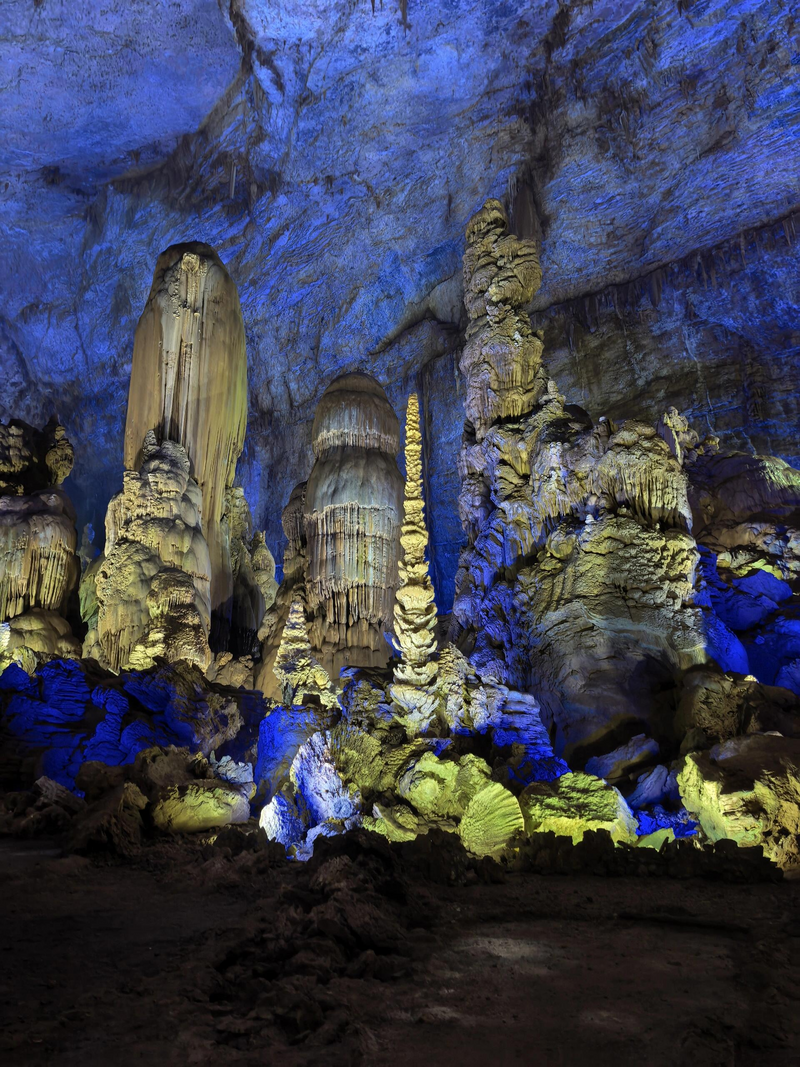 Guizhou 7-Day Mountains, Waters & Ethnic Heritage: A Leisurely Journey from Guiyang to Fanjingshan