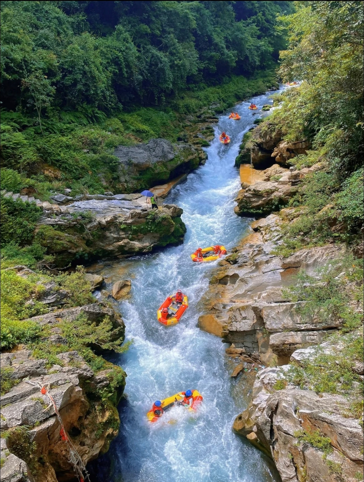 Cave expedition in Libo, Guizhou