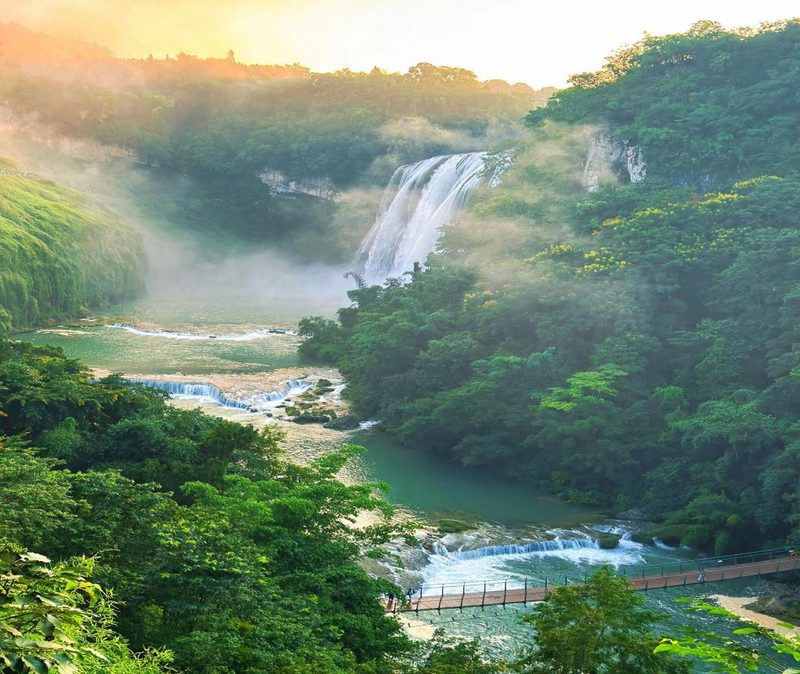 Guizhou 5-Day Heritage &amp; Luxury: An Exclusive Cultural Journey from Shanghai to the Heart of Guizhou's Living Traditions